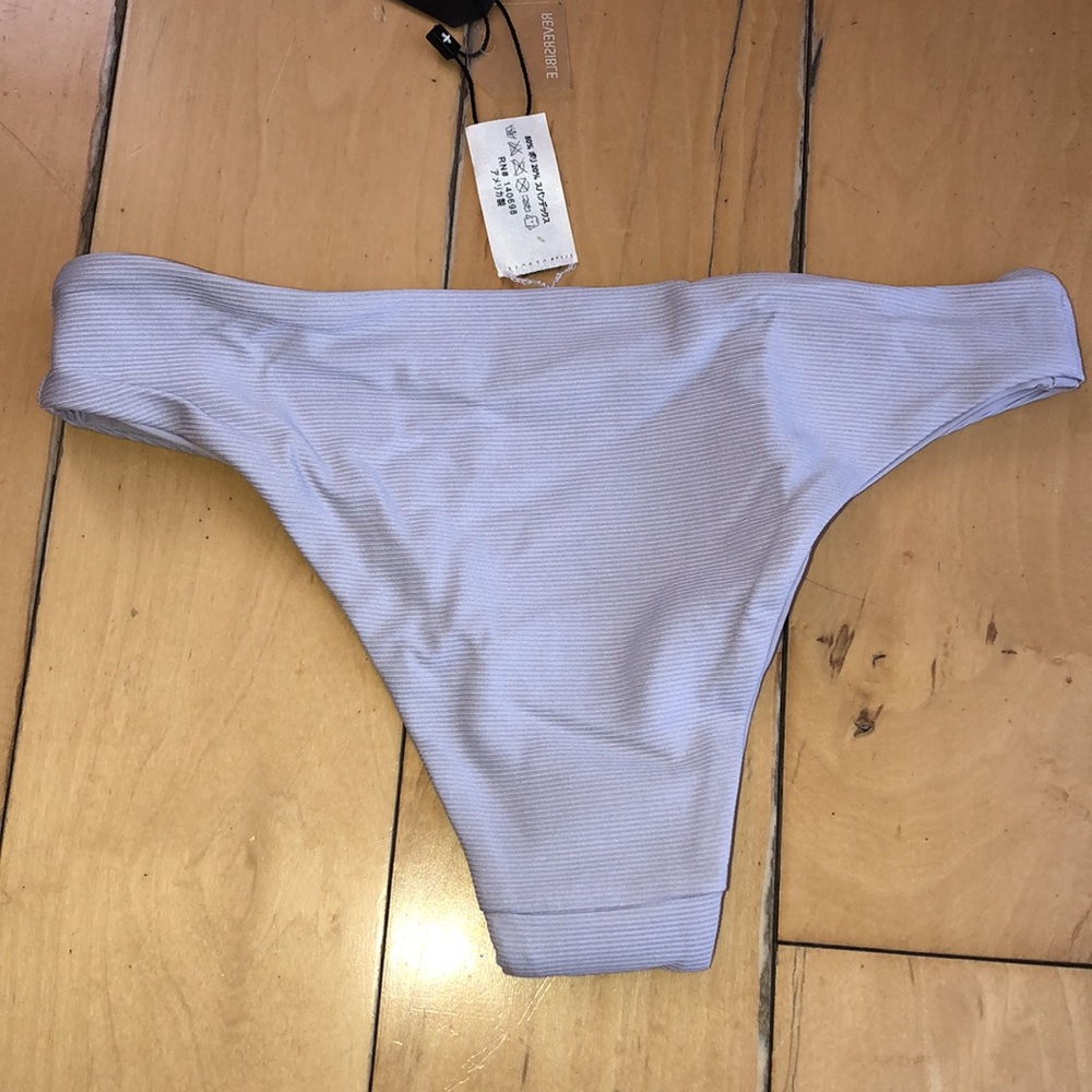 NWT Tavik Swimwear Lavender Reversible Swim Bottoms Size X-Small - Picture 2 of 5